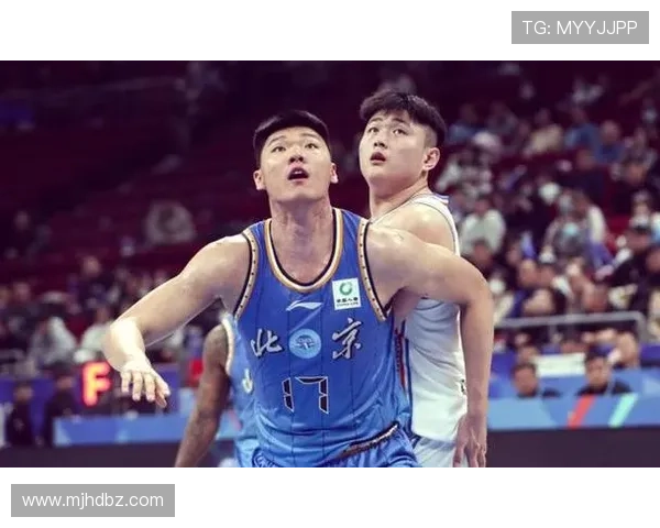 CBA双塔默契连线范子铭妙传助所罗门高空暴扣瞬间燃爆全场激情